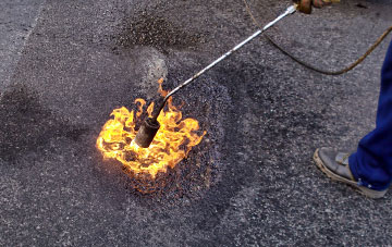 Hartwell flat roofing repairs